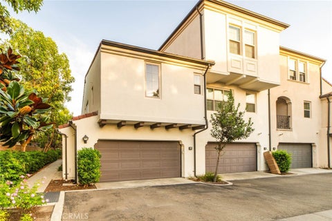 Photo of 128 Tubeflower, Irvine, CA 92618 (MLS # OC26189127)