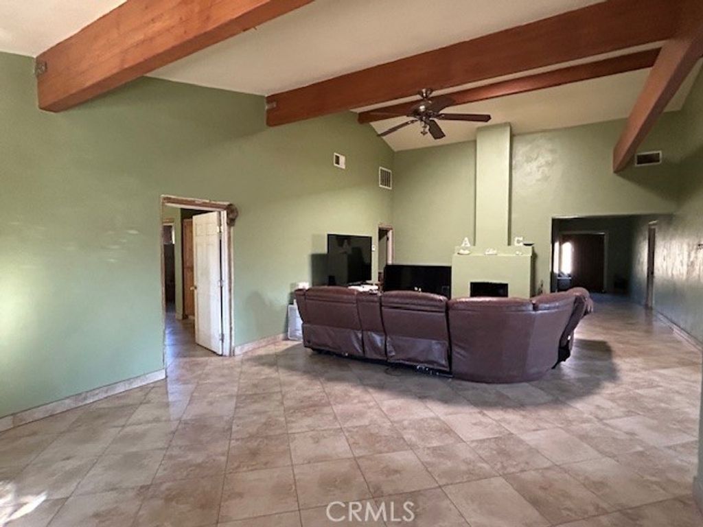 Photo of 31163 Villa Nova Rd, Lucerne Valley, CA 92356 (MLS # IV26011127)