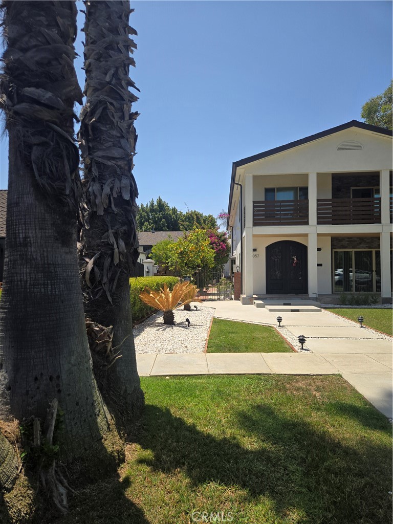 4057 Pine
