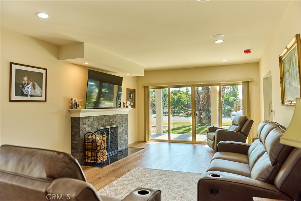 4057 Pine