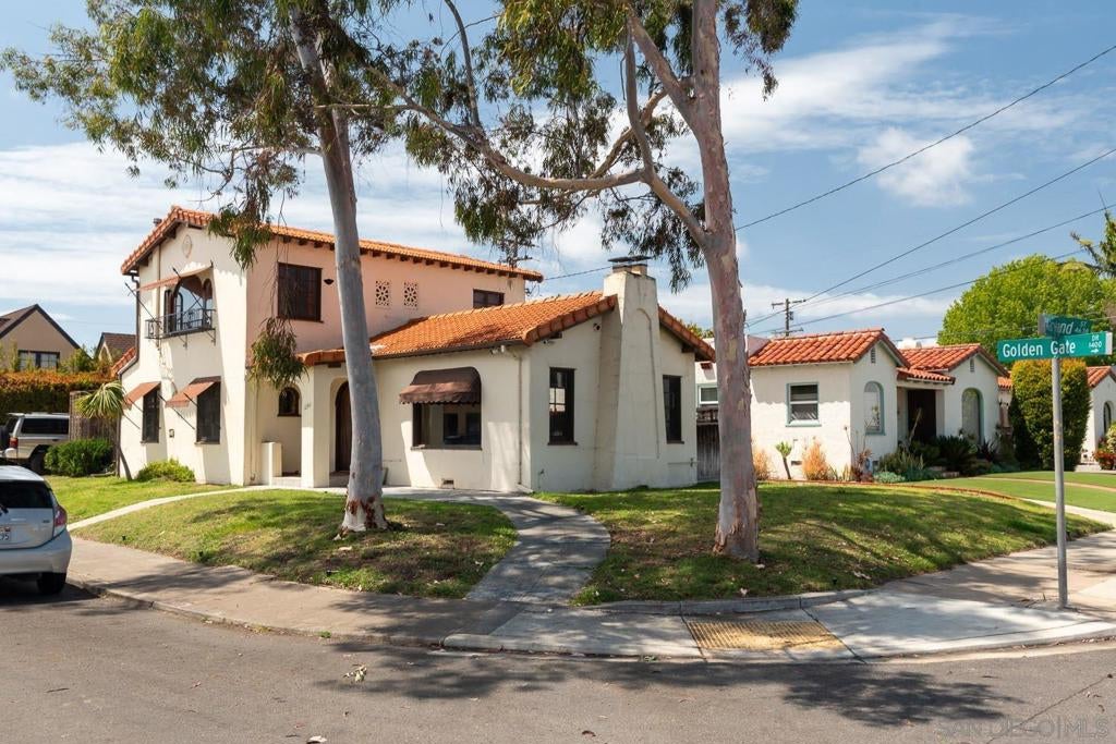 1240 Golden Gate Dr. Dr