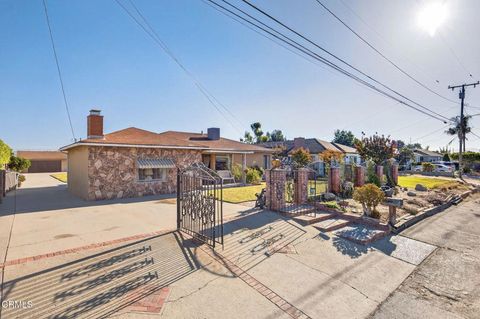 Photo of 963 Orange Drive, Oxnard, CA 93036 (MLS # V1-32871)