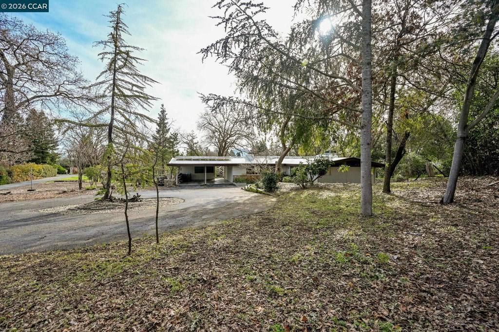 Photo of 817 817 Slater Ave Ave, Pleasant Hill, CA 94523 (MLS # 41124748)