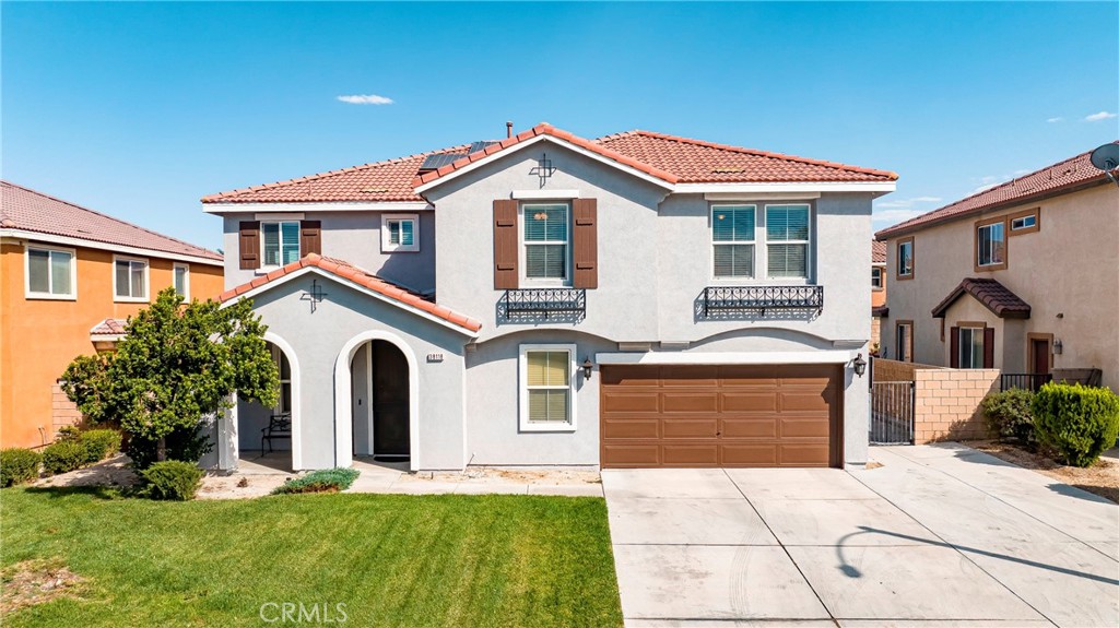 Entertainers Delight Pool Home is looking for a new owner!
This home shows like a model home. 2988 Sq ft. with 3 oversized bedrooms, all with walk-in closets. A large downstairs office that could be a bedroom. Granite counter tops in the kitchen and bathrooms. Kitchen cabinets have been resurfaced and newer appliances. Huge upstairs bonus room, or whatever you want it to be room. The primary suite features dual sinks, a Jacuzzi tub, and a customized walk-in closet. Ceiling fans, recessed lighting, and beautiful flooring throughout the entire home. Freshly painted inside and out. Two different sets of solar panels with a Tesla battery. Dual heating and air-conditioning units. Call Shayne to make an offer!