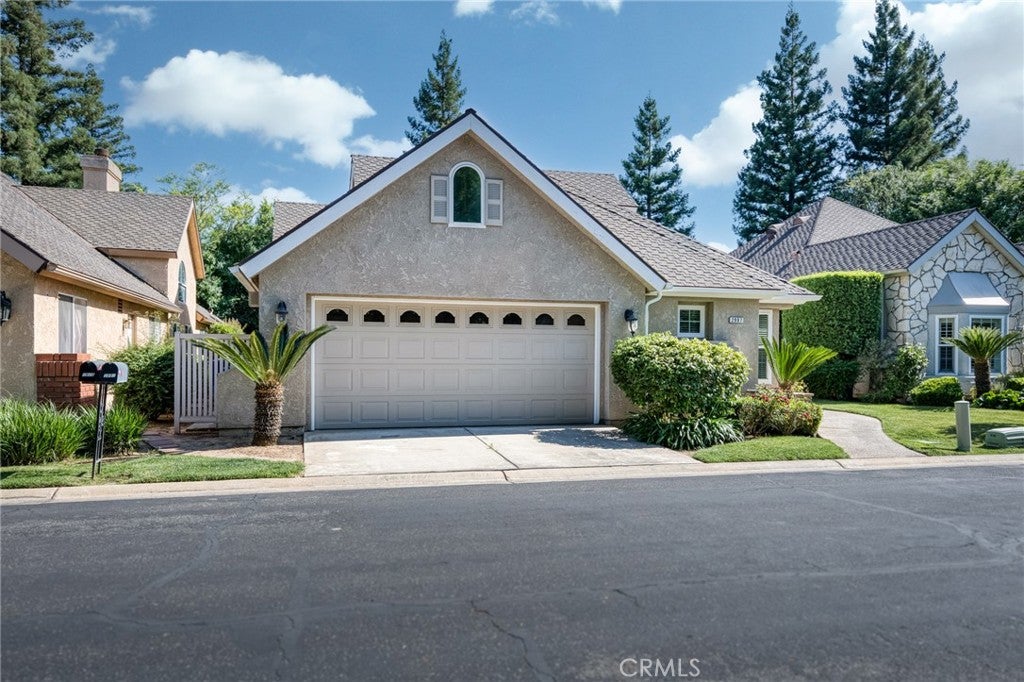 2997 W Silverhill