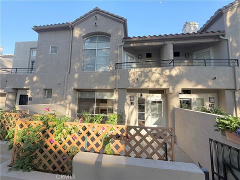 Photo of 27 Tradewinds, Aliso Viejo, CA 92656 (MLS # SR26139009)