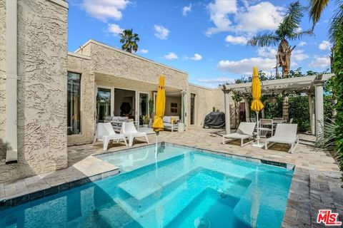 Photo of 475 N Calle Rolph, Palm Springs, CA 92262 (MLS # 26659309)