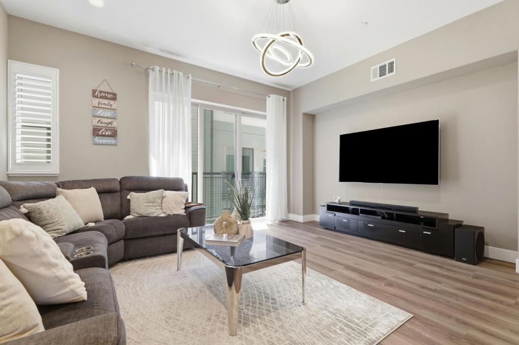 1709 Ironwood Lane