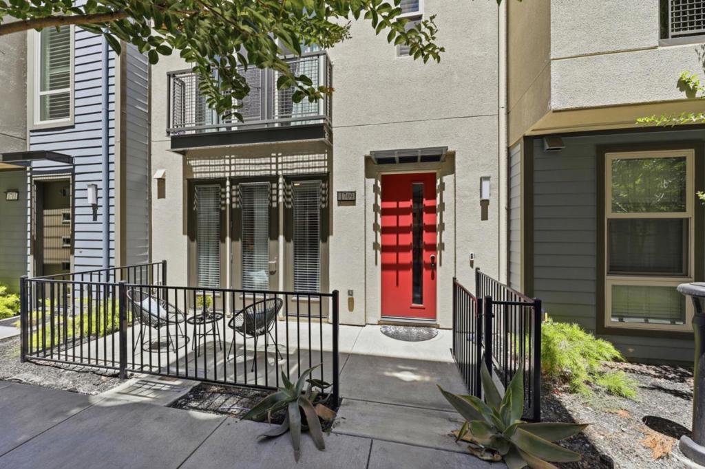 1709 Ironwood Lane
