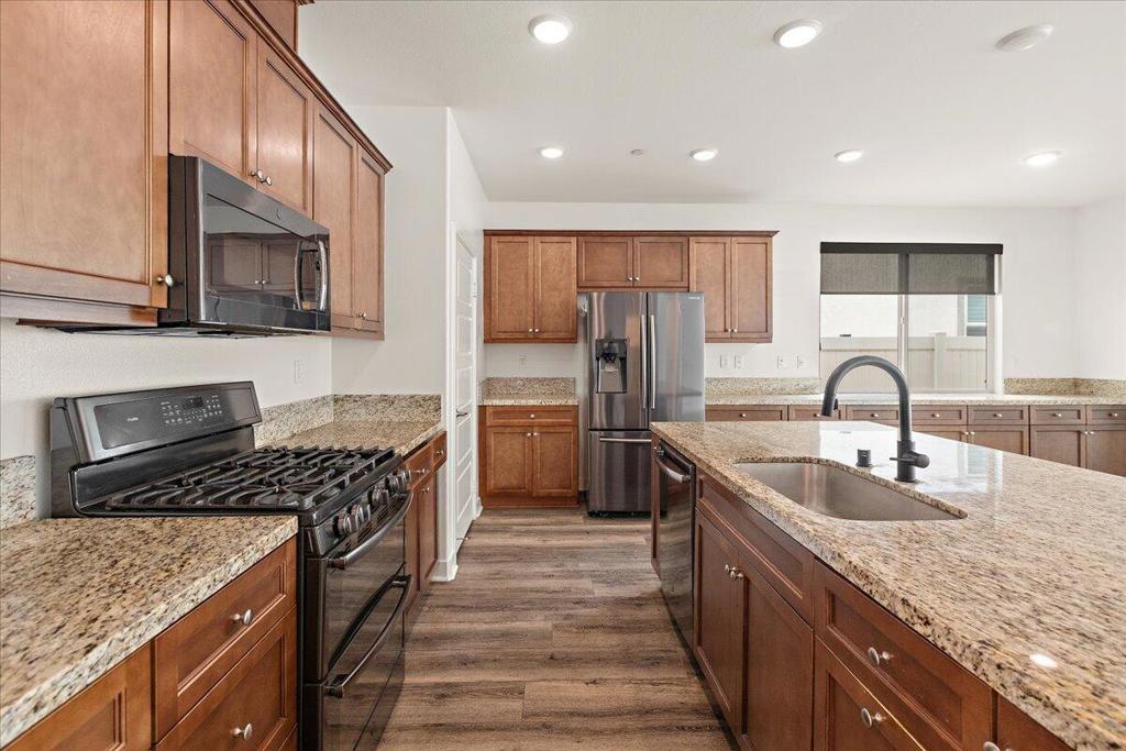1530 Village Green Way