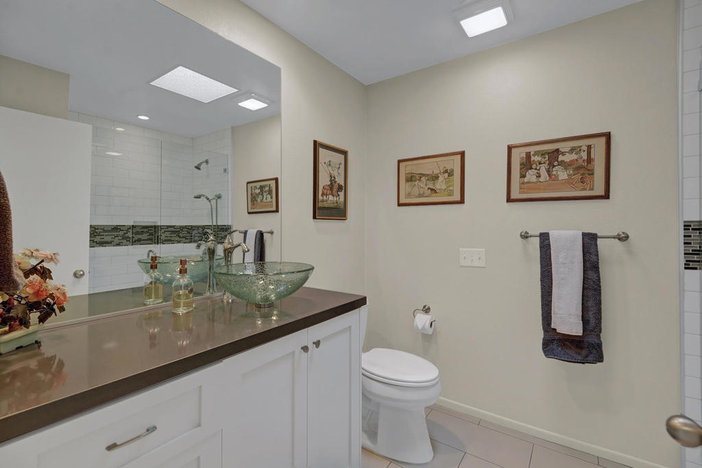Desert Horizons C.C. - Residential Lease