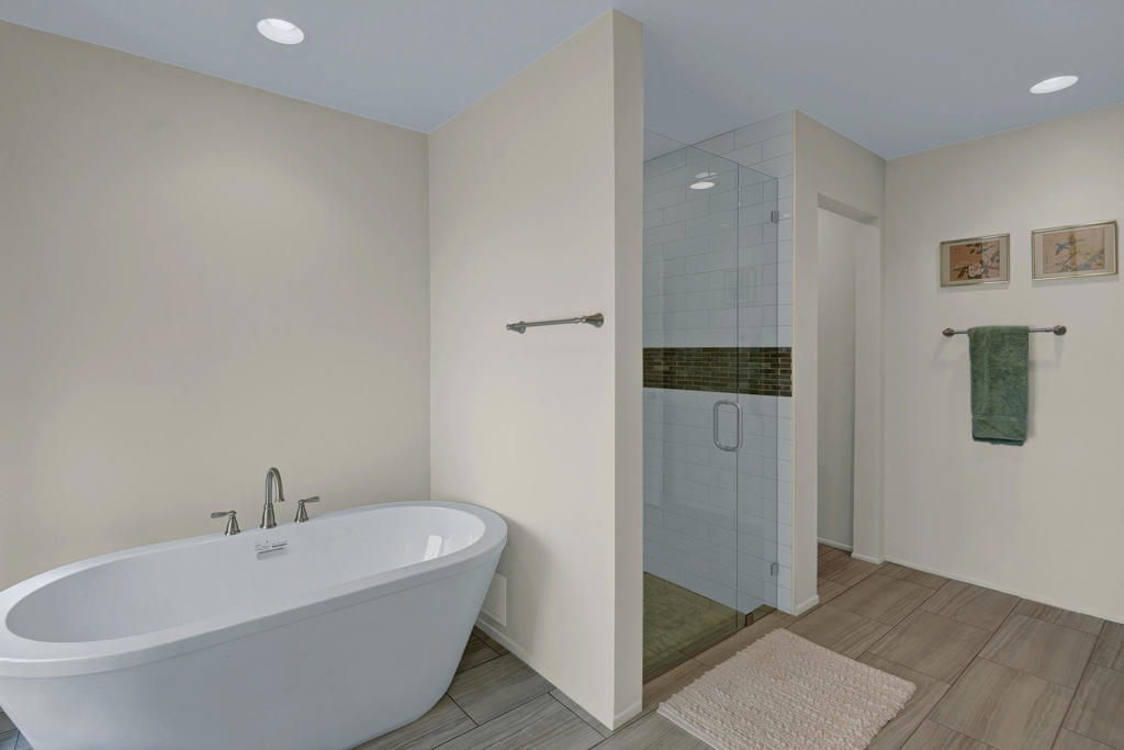 Desert Horizons C.C. - Residential Lease
