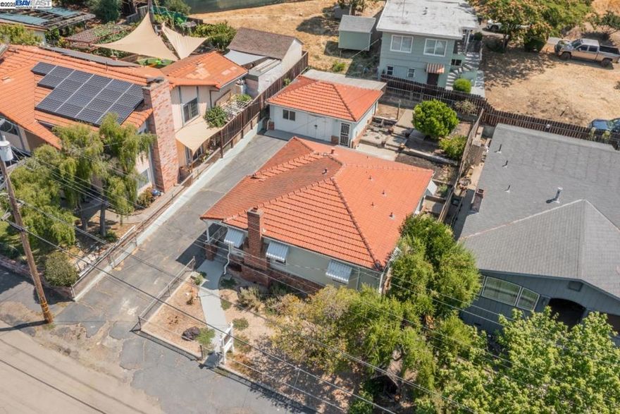 This stunning 3-bedroom, 2-bath home has been thoughtfully remodeled and is ideally located in the heart of Castro Valley—just minutes from Lake Chabot, top-rated schools, BART, shopping, dining, gyms, and easy freeway access. The main home offers 2 bedrooms and 1 bath with a bright, open layout featuring refinished hardwood floors, recessed lighting, and a fully remodeled kitchen with sleek cabinetry, stainless steel appliances, gas stove, and modern finishes. A bonus room with its own full bath provides endless possibilities—perfect for a guest suite, private office, gym, or creative studio. With fresh exterior paint, upgraded plumbing, energy-efficient windows, and ample parking, this home combines modern comfort, style, and convenience in a highly desirable location.