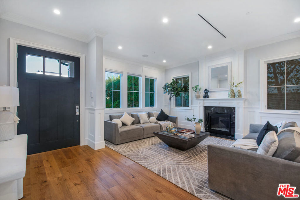 813 N Spaulding Avenue