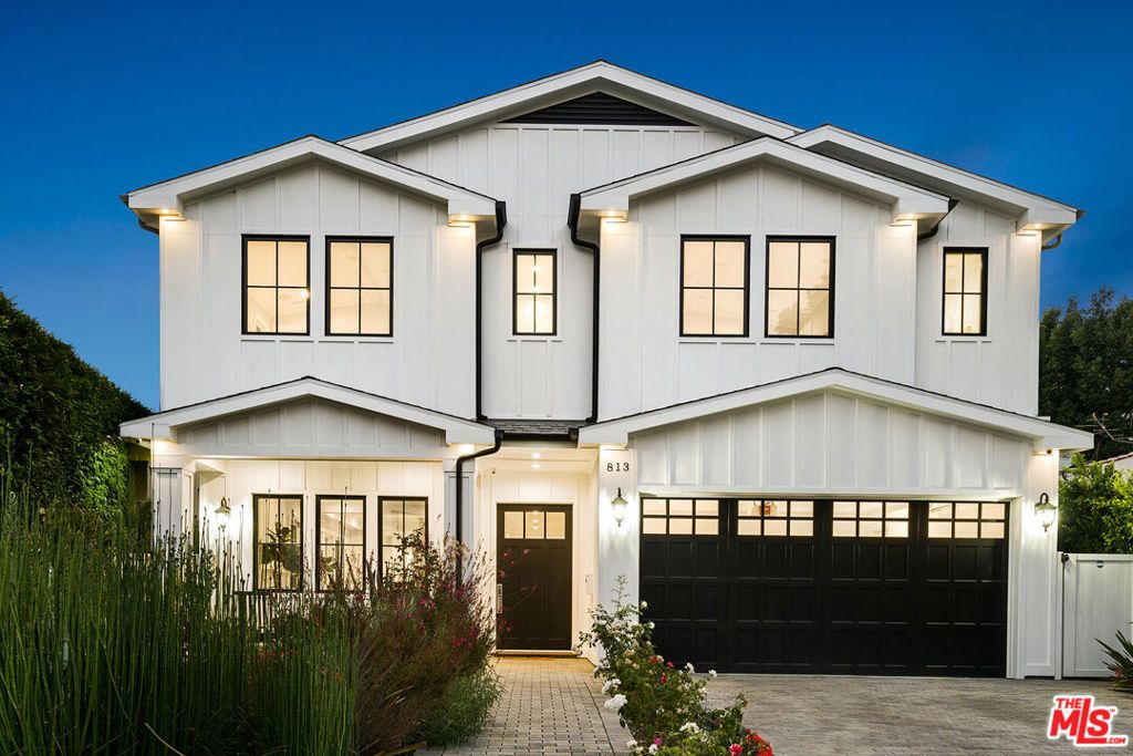 Photo of 813 N Spaulding Avenue, Los Angeles, CA 90046 (MLS # 26642147)