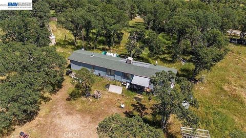 Photo of 150 Dack Way Way, Oroville, CA 95966 (MLS # 41129871)