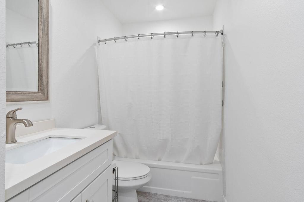 Mountain View Villas - Residential Lease