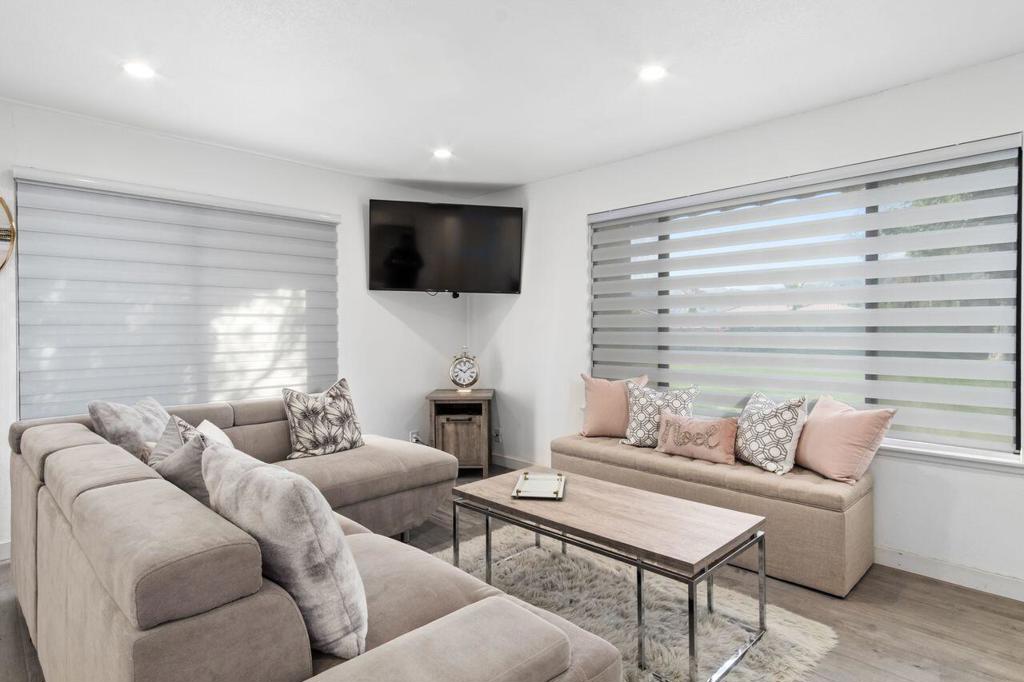 Mountain View Villas - Residential Lease