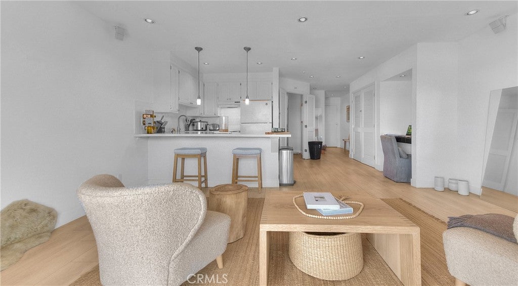 200 McNeil Lane 211