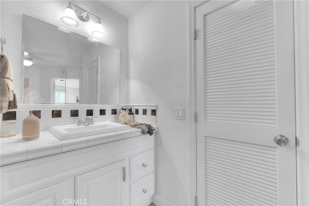 200 McNeil Lane 211, Newport Beach CA 92663 - Photo 23