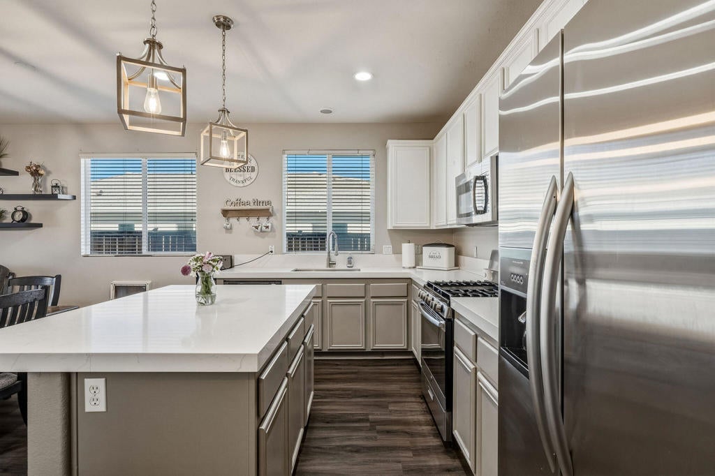 48353 San Gorgonio Pl