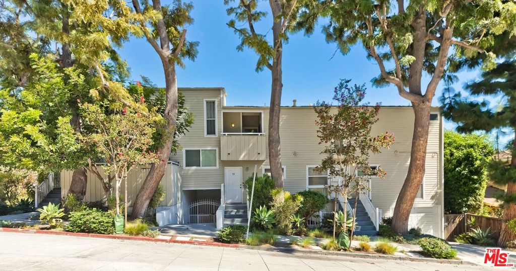 Photo of 3101 5th Street #12, Santa Monica, CA 90405 (MLS # 26997115)