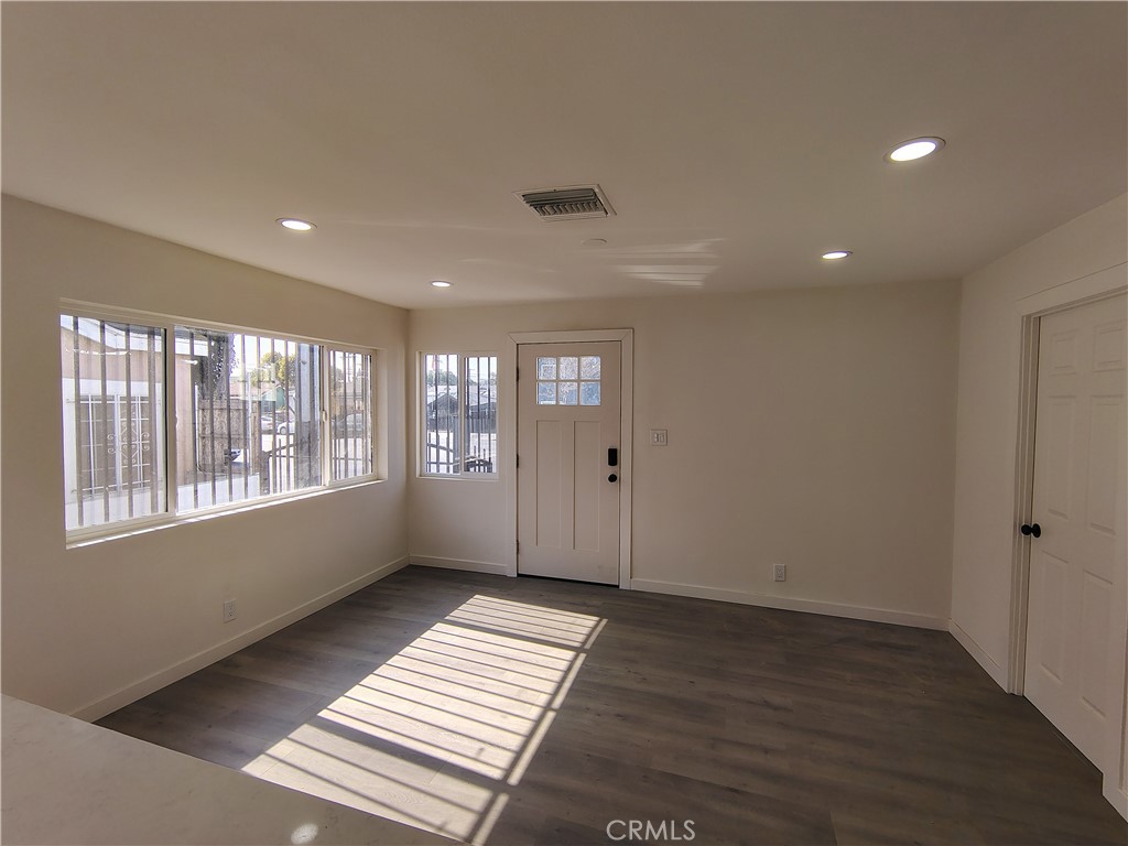 231 E Century Boulevard