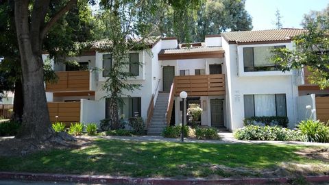 Photo of 2452 Sequester Court, San Jose, CA 95133 (MLS # ML82055037)