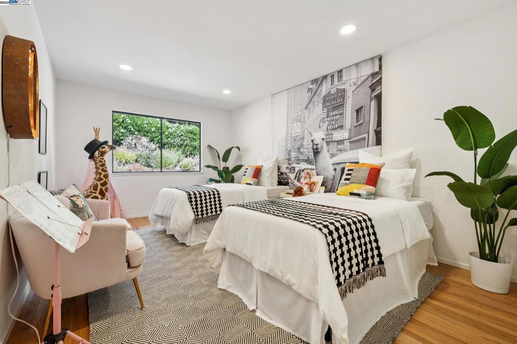 BURTON VALLEY - Residential