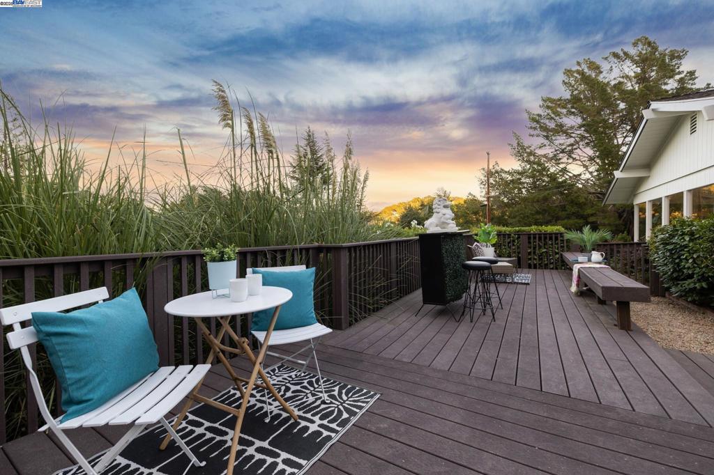BURTON VALLEY - Residential