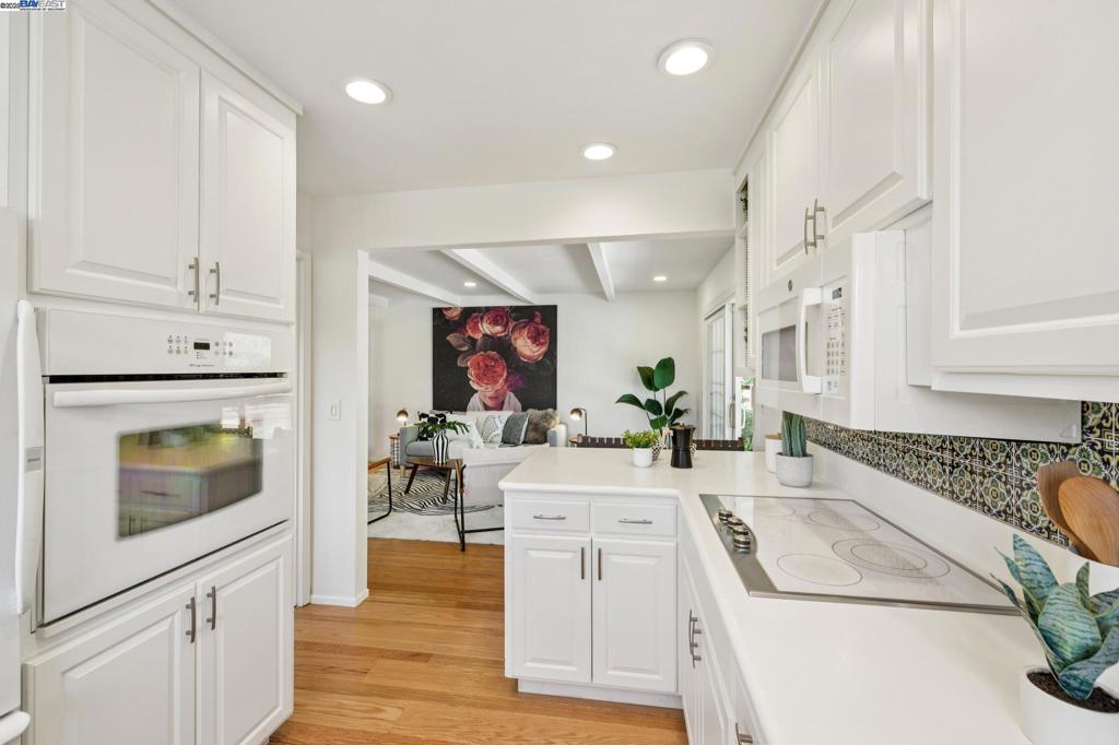 BURTON VALLEY - Residential