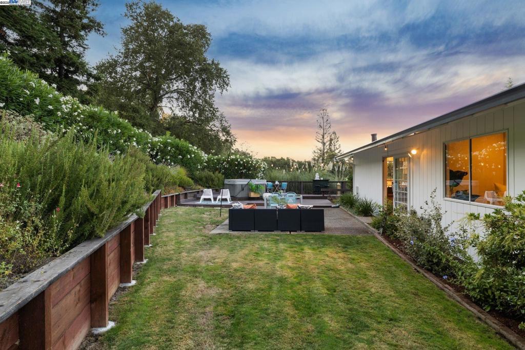 BURTON VALLEY - Residential