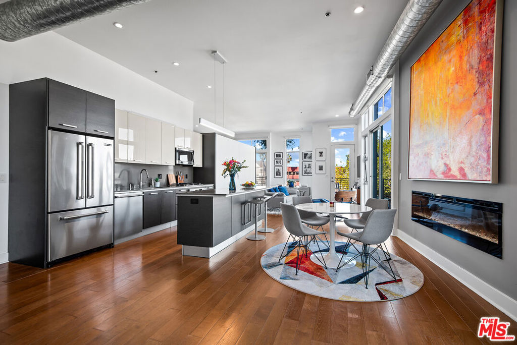 13320 Beach Avenue 304