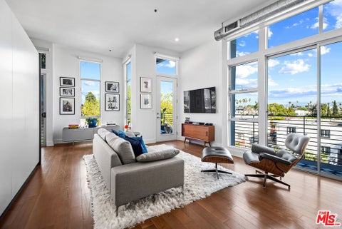 Photo of 13320 Beach Avenue #304, Marina Del Rey, CA 90292 (MLS # 25624063)