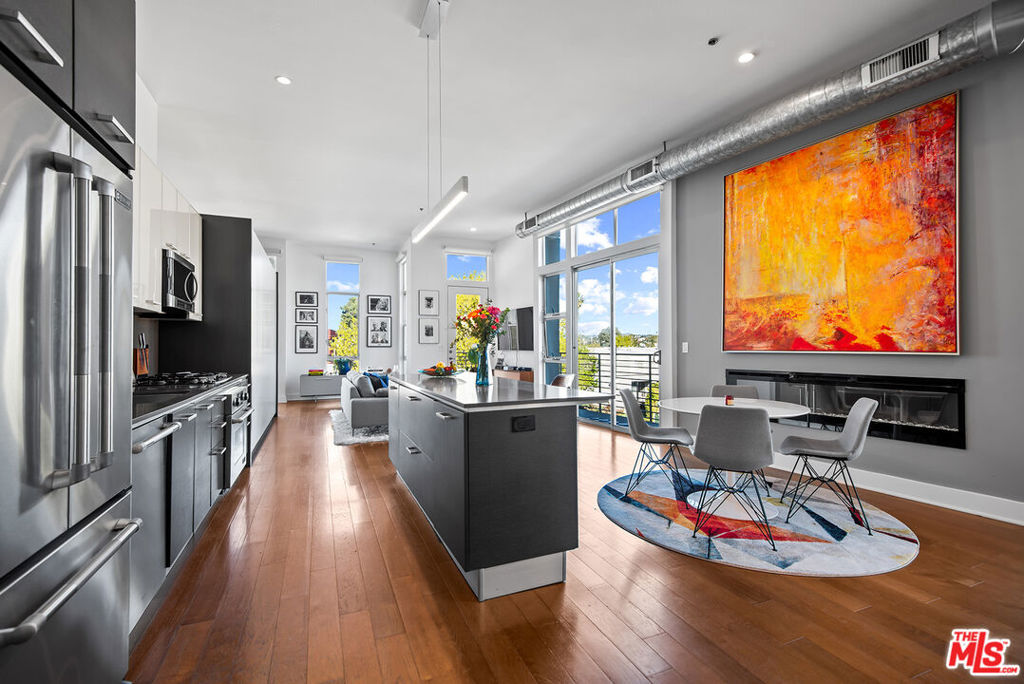 13320 Beach Avenue 304