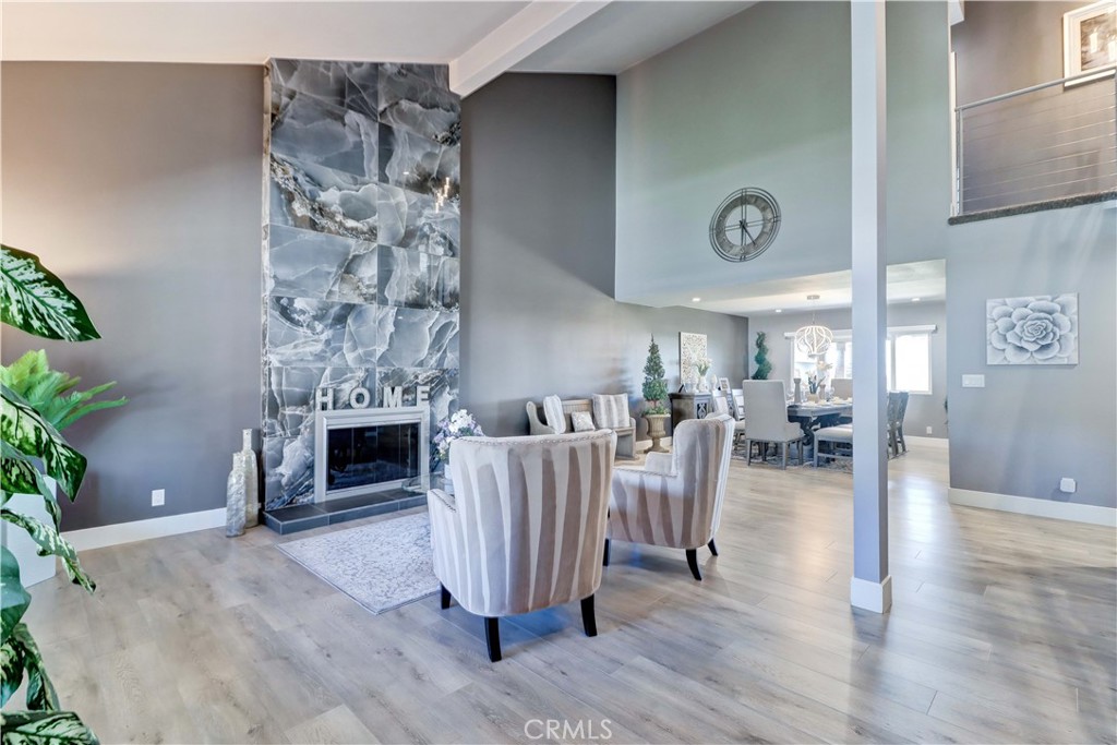 5851 Walnut Creek