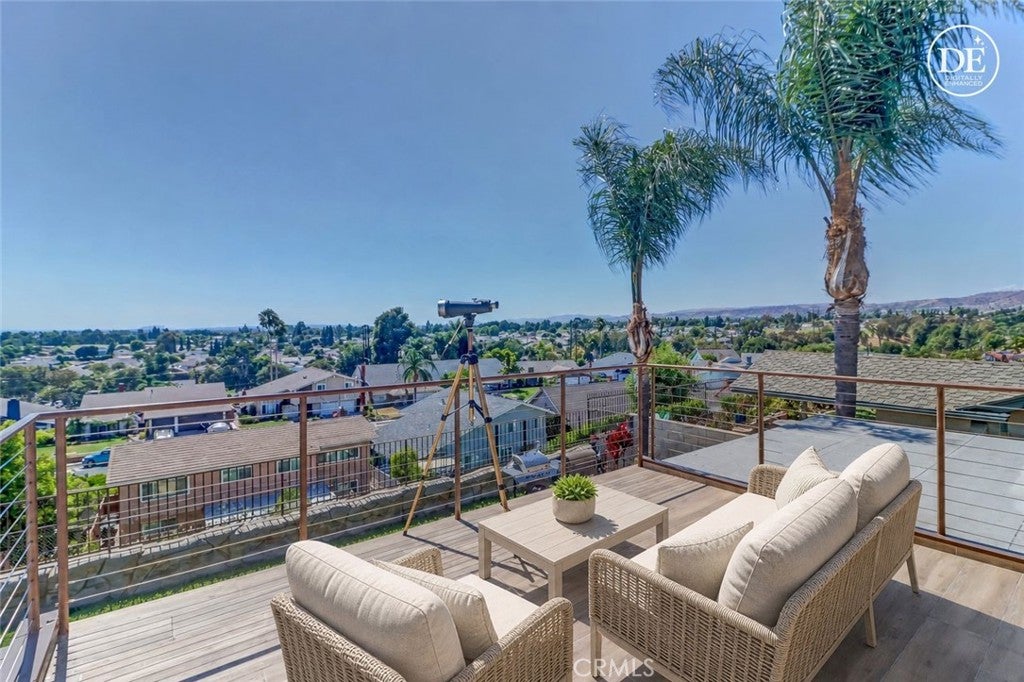 5851 Walnut Creek