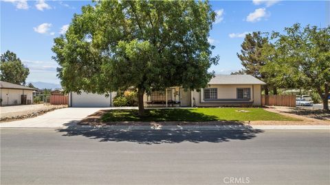 Photo of 9604 E Avenue R12, Littlerock, CA 93543 (MLS # SR25171792)