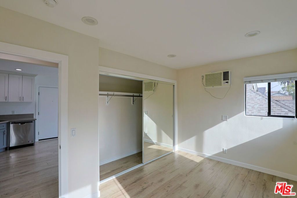 Photo of 1277 W 23rd Street #3, Los Angeles, CA 90007 (MLS # 25609305)
