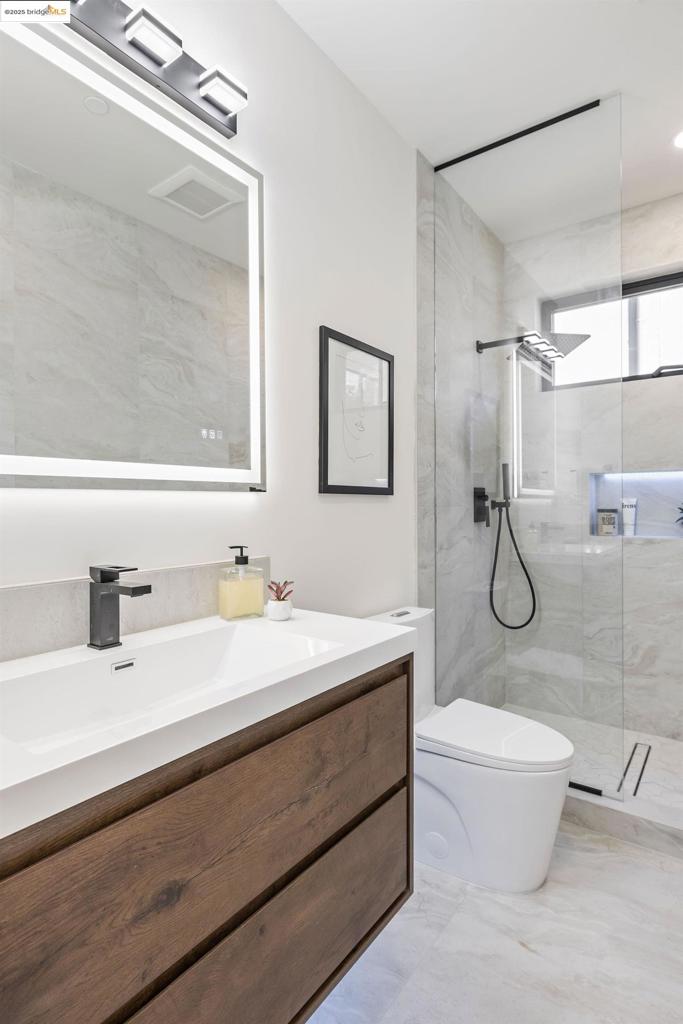 MONTCLAIR - Residential