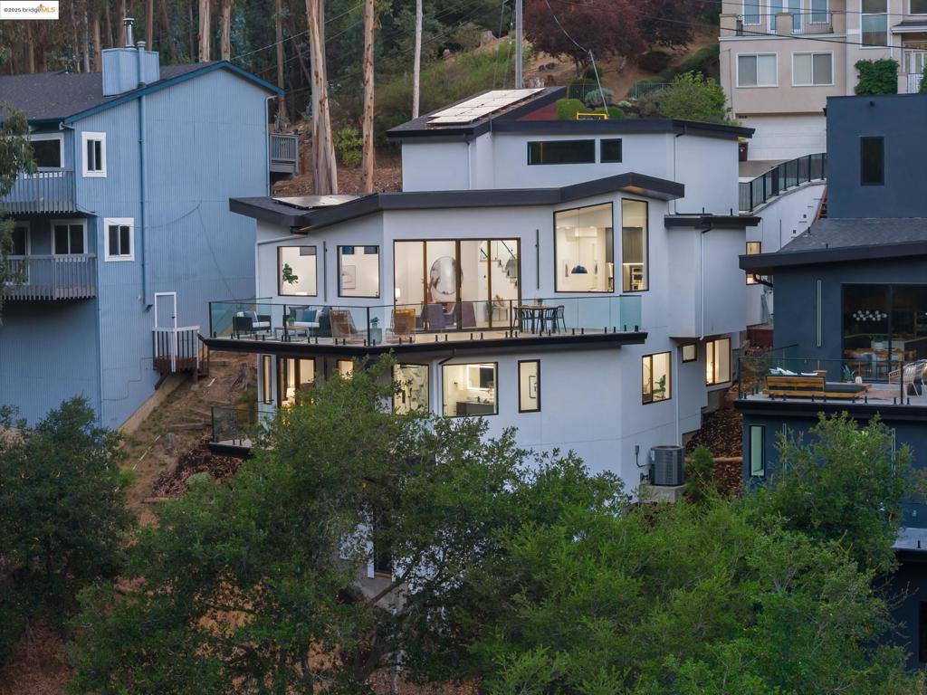 MONTCLAIR - Residential