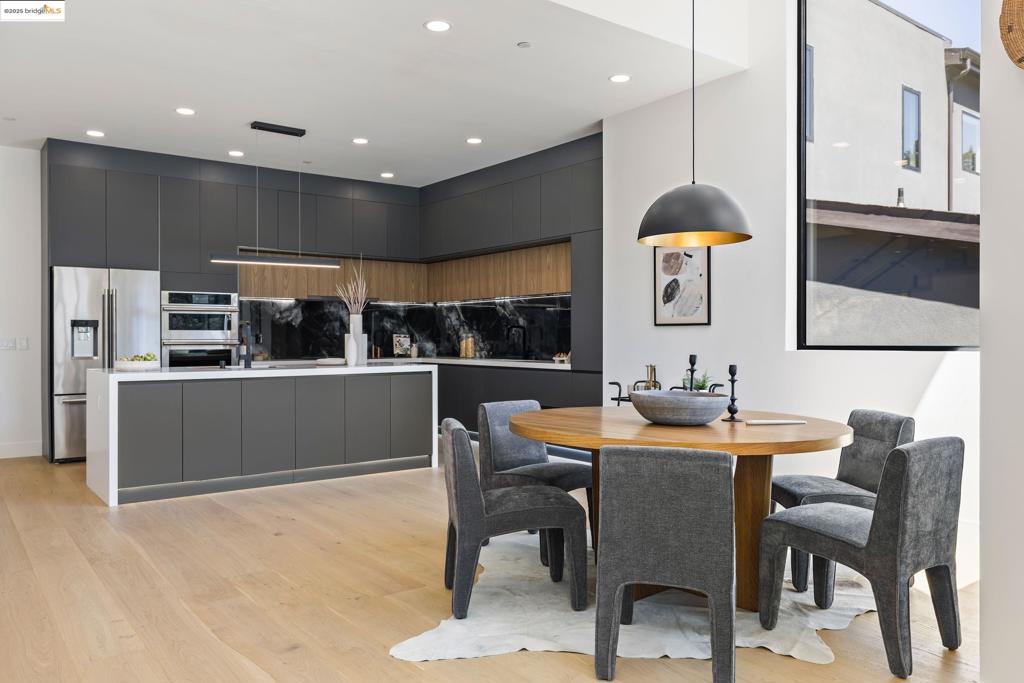 MONTCLAIR - Residential