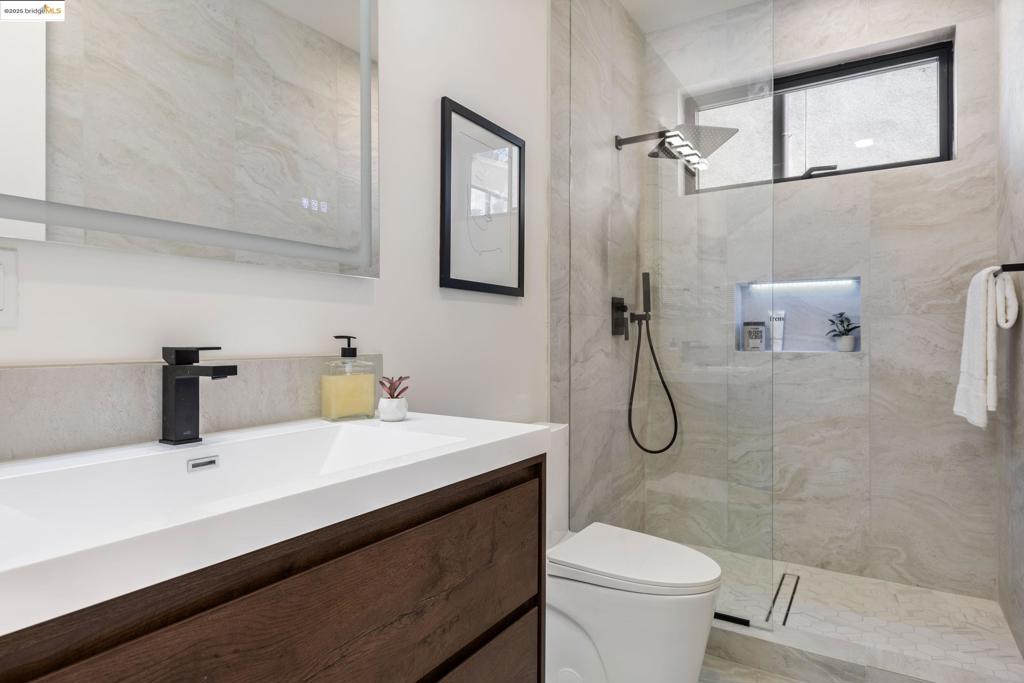 MONTCLAIR - Residential