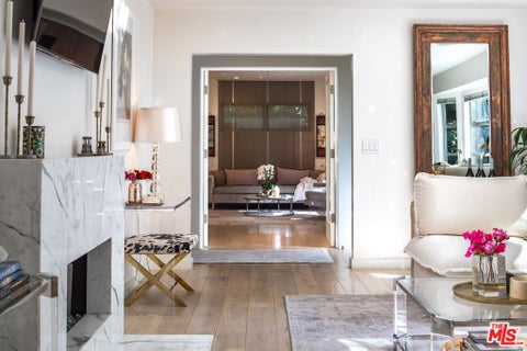 Photo of 5625 Valley Oak Drive, Los Angeles, CA 90068 (MLS # 26102779)