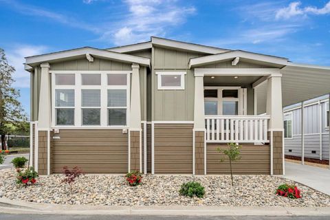 Photo of 238 Chateau La Salle Drive, San Jose, CA 95111 (MLS # ML82030024)