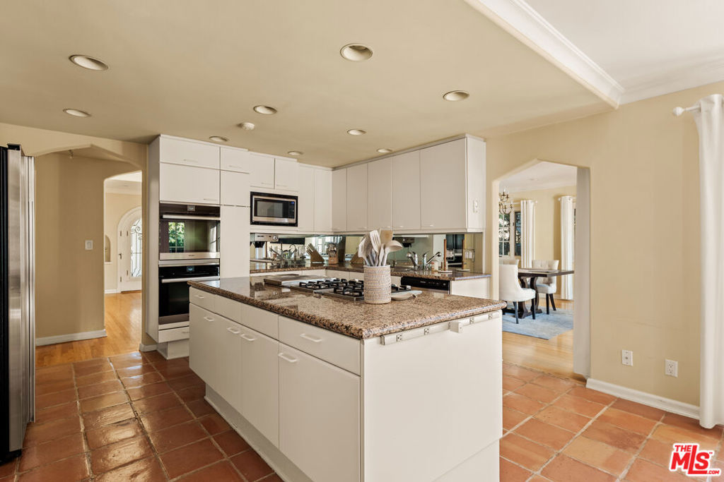 215 S Mccarty Drive