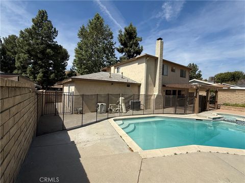 29338 Florabunda Canyon Country CA 91387