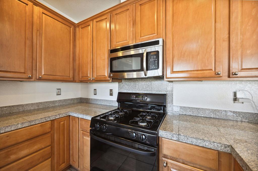 Mission Lakes - Residential Lease