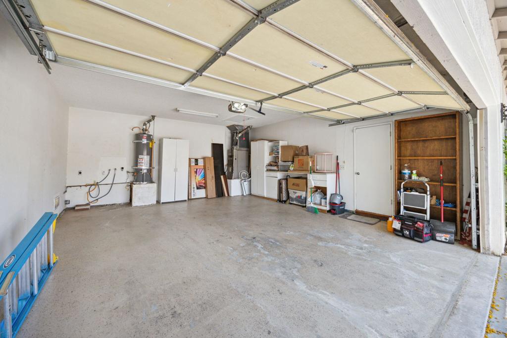 Mission Lakes - Residential Lease