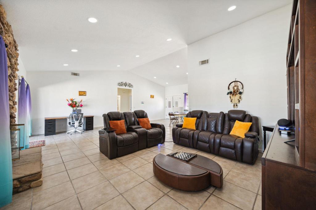 Mission Lakes - Residential Lease